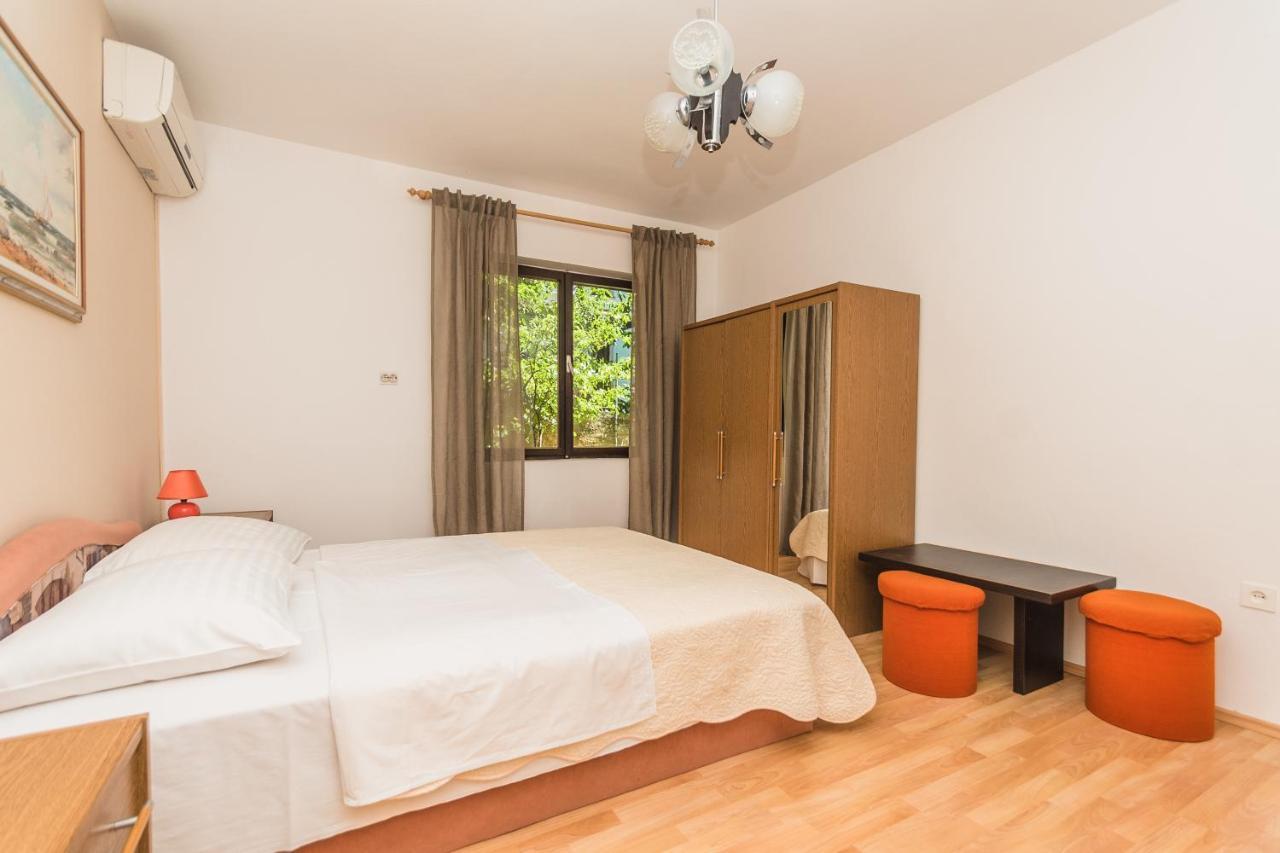 Apartments Ivana Dramalj Bagian luar foto