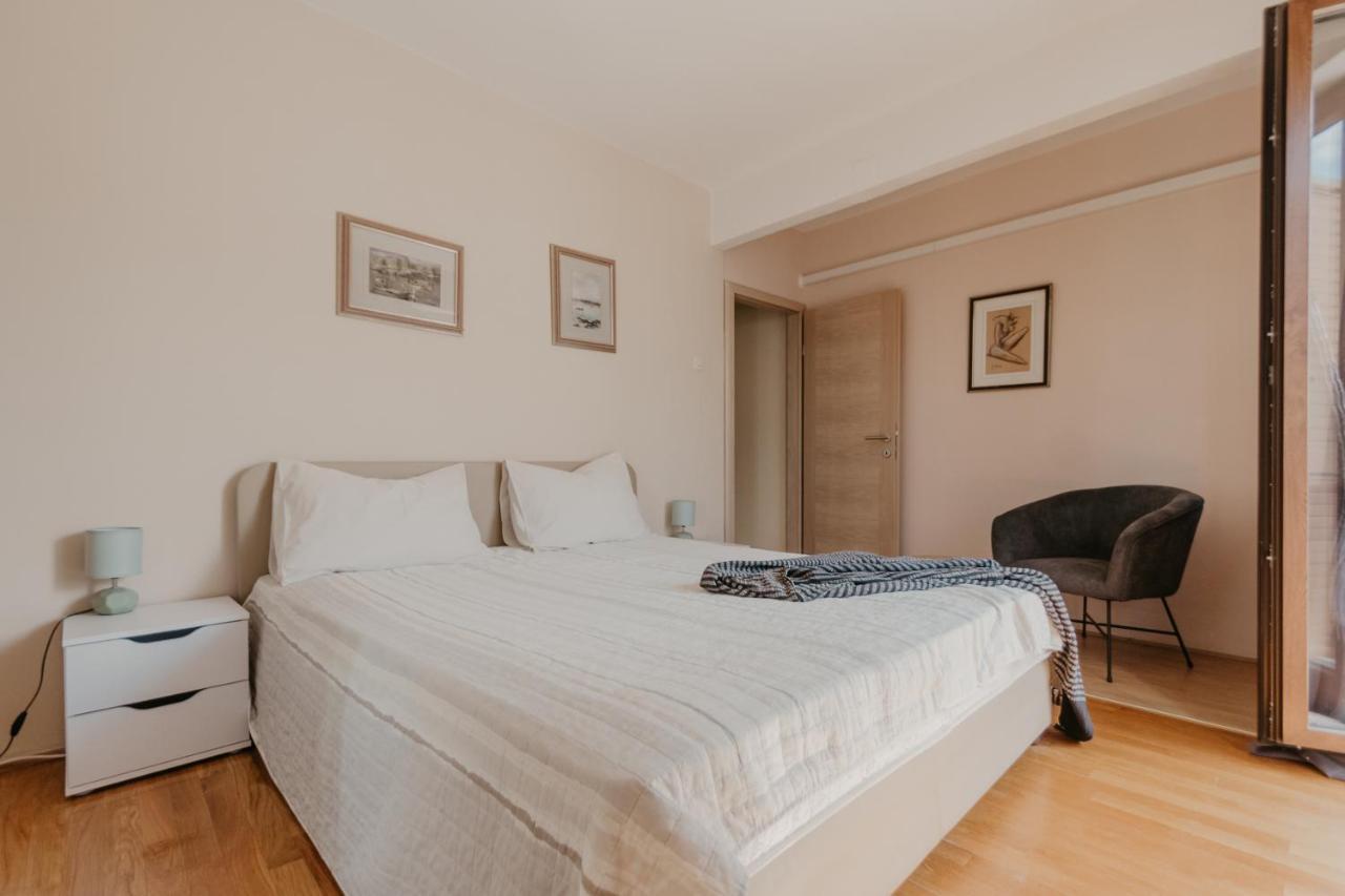 Apartments Ivana Dramalj Bagian luar foto