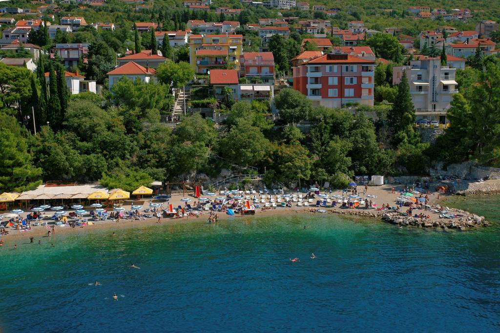 Apartments Ivana Dramalj Bagian luar foto